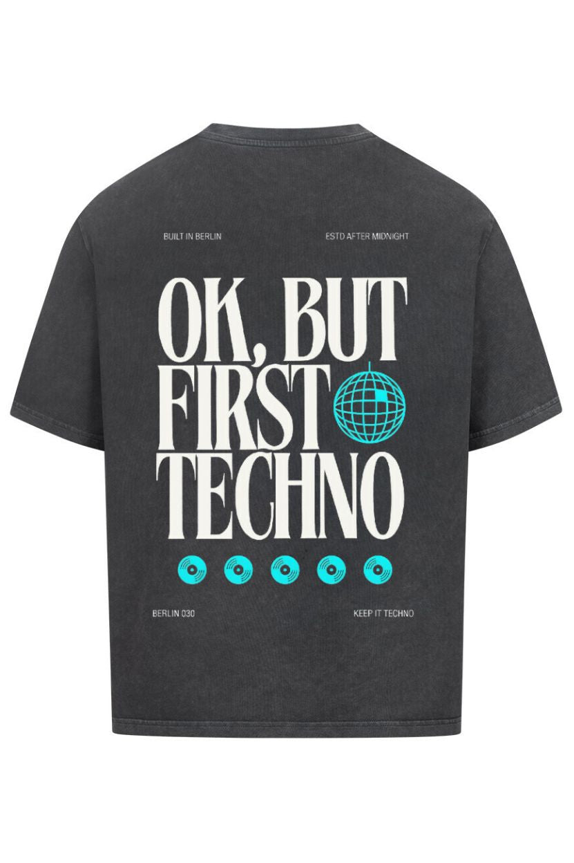 First Techno - Unisex Oversized Shirt