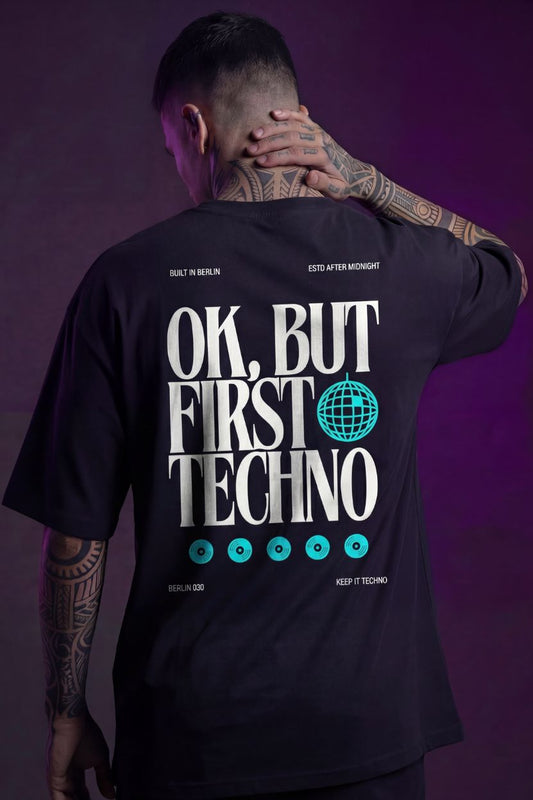 First Techno - Unisex Oversized Shirt